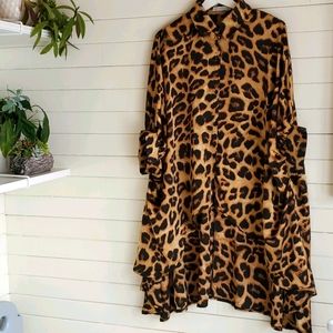 Very funky leopard print silky get up!